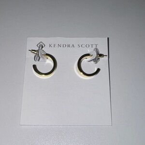 Gold kendra scott hoop earrings
